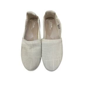 Clarks Cloudsteppers Breeze Step II Women's Slip-On Shoes Natural Linen Washable
